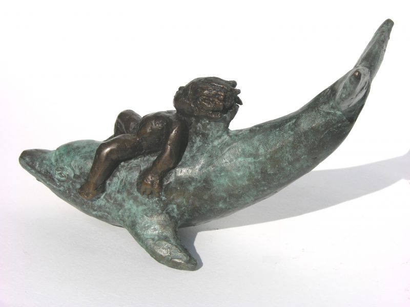bronzen beeld dolfijn diane timmer 
