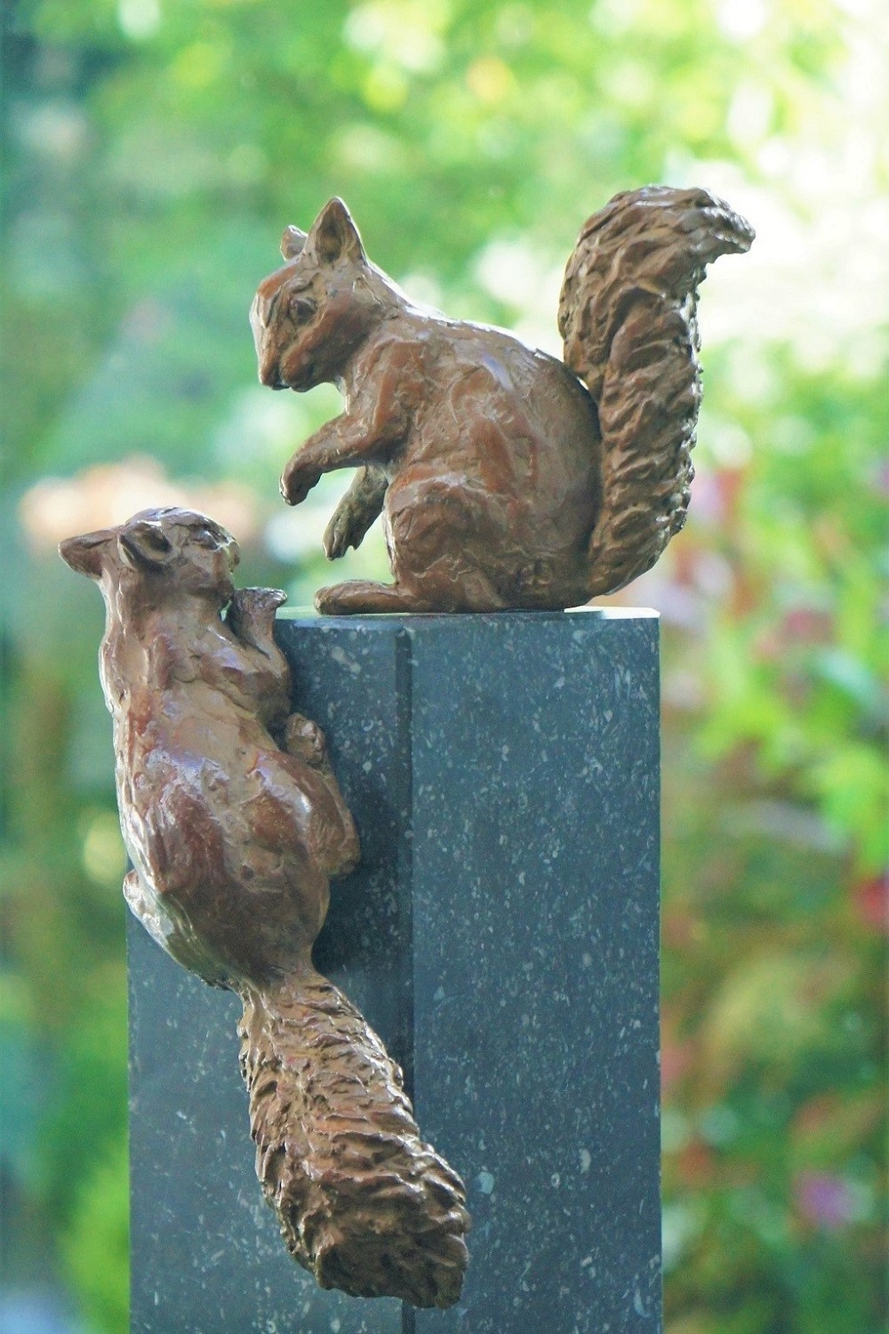 bronzen eekhoorns Diane Timmer