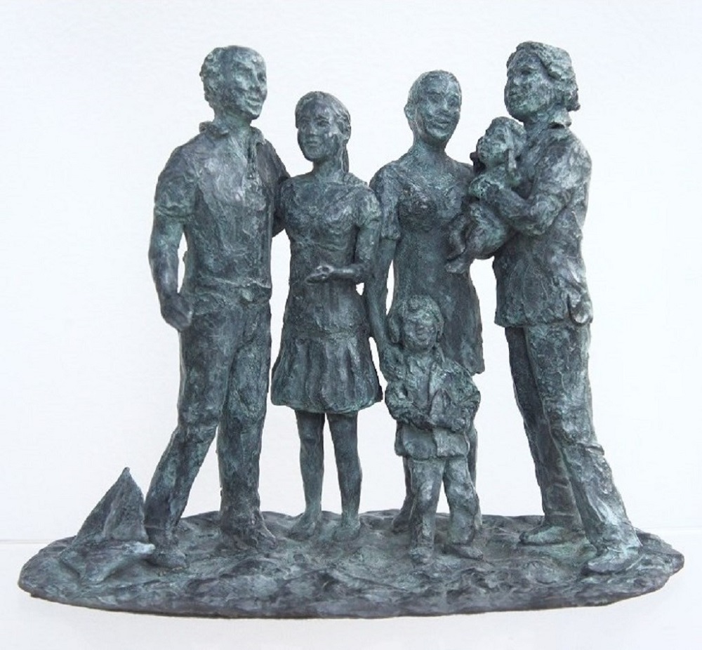 bronzen familiebeeld 