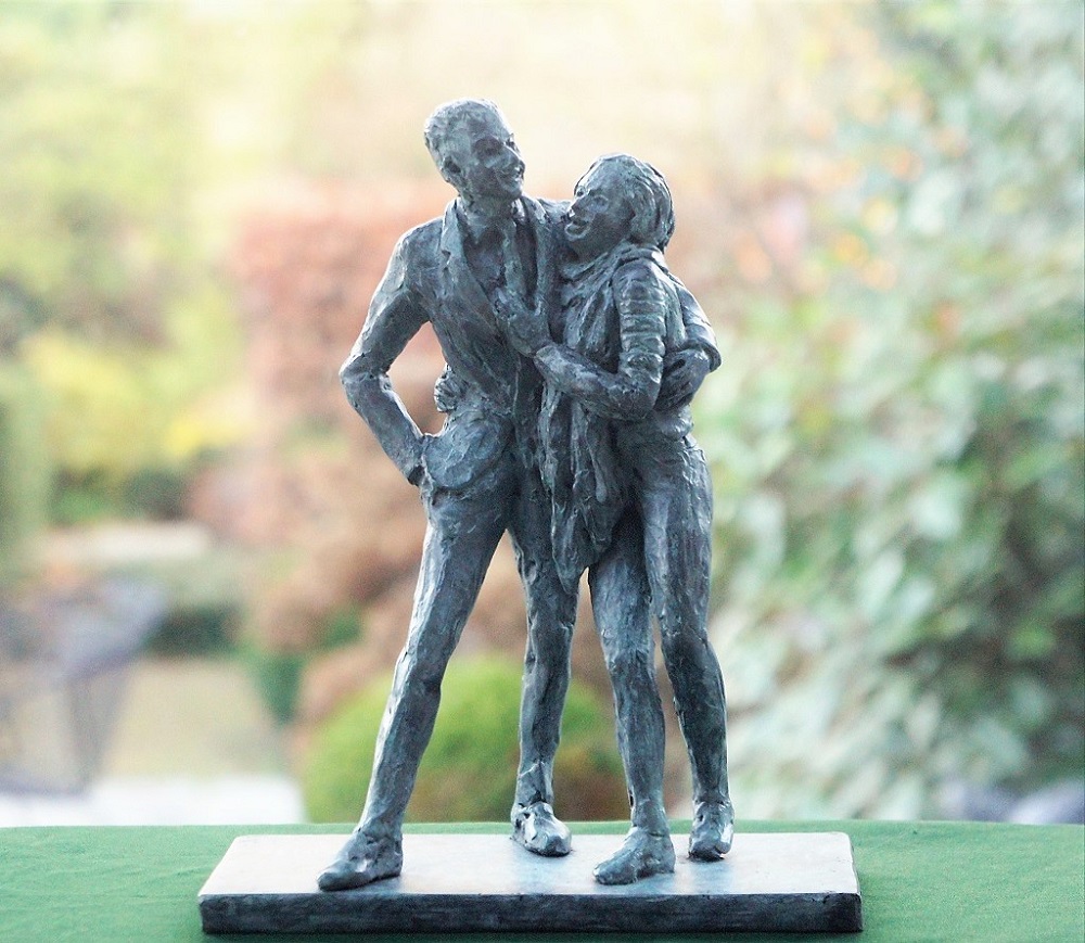bronzen beeld huwelijksgeschenk