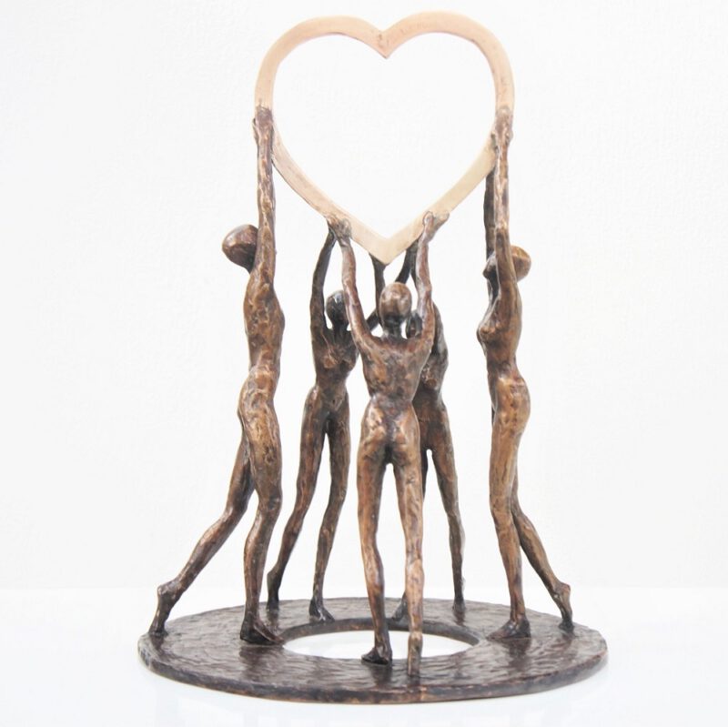 bronzen beeld gezin Diane Timmer